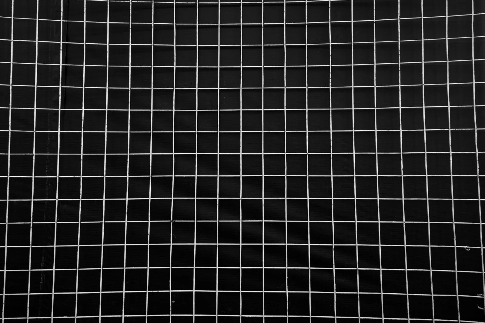 Geometric grid structure
